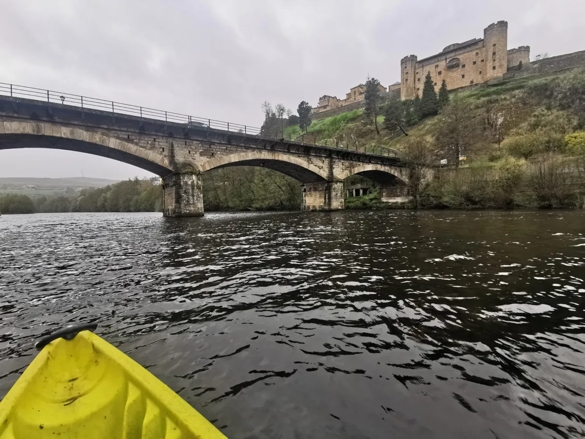 Descenso en canoa por el entorno de Puebla de Sanabria